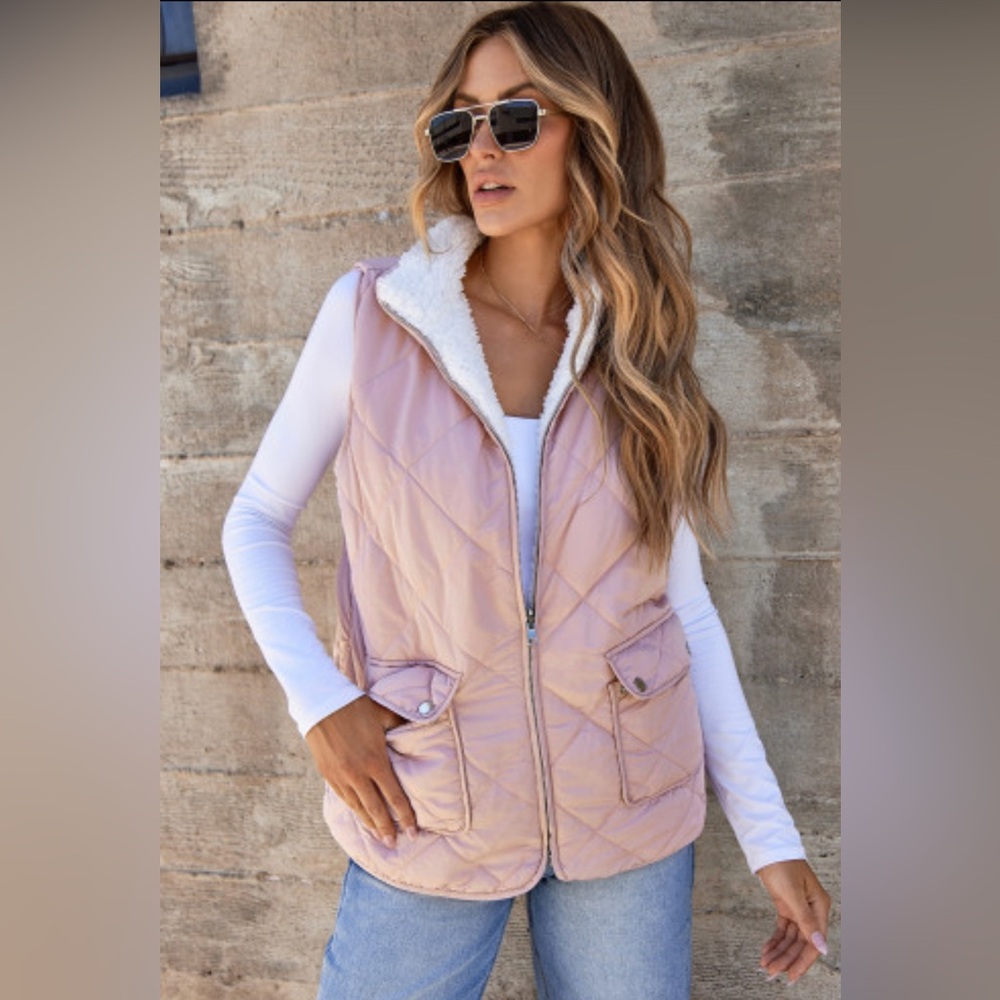 Pink Fleece Lined Quilted Vest Coats women’s BEAUTIFUL LUXURY QUALITY FALL